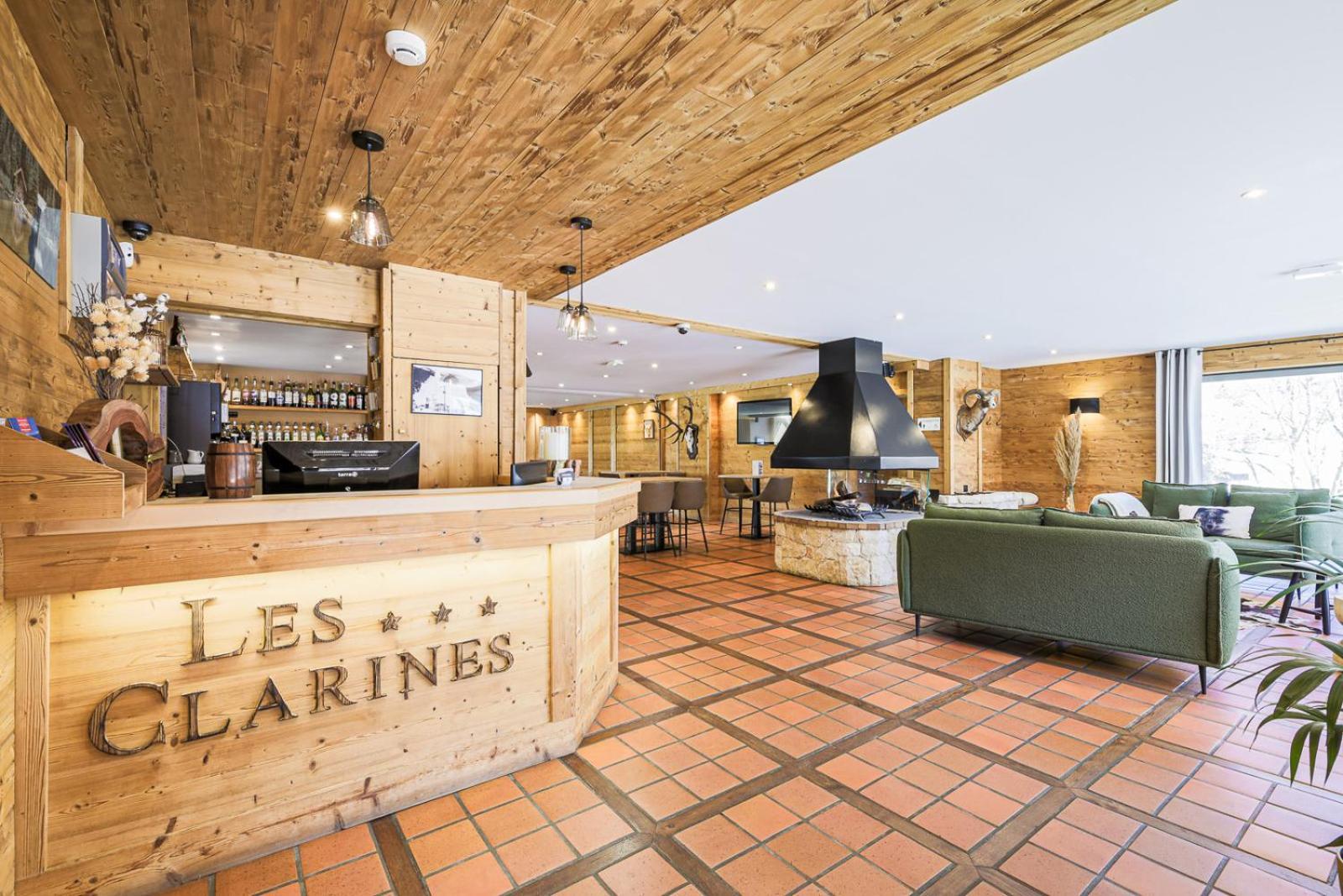Et Les Clarines Hotel 3*