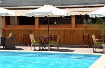 Et Les Clarines Hotel